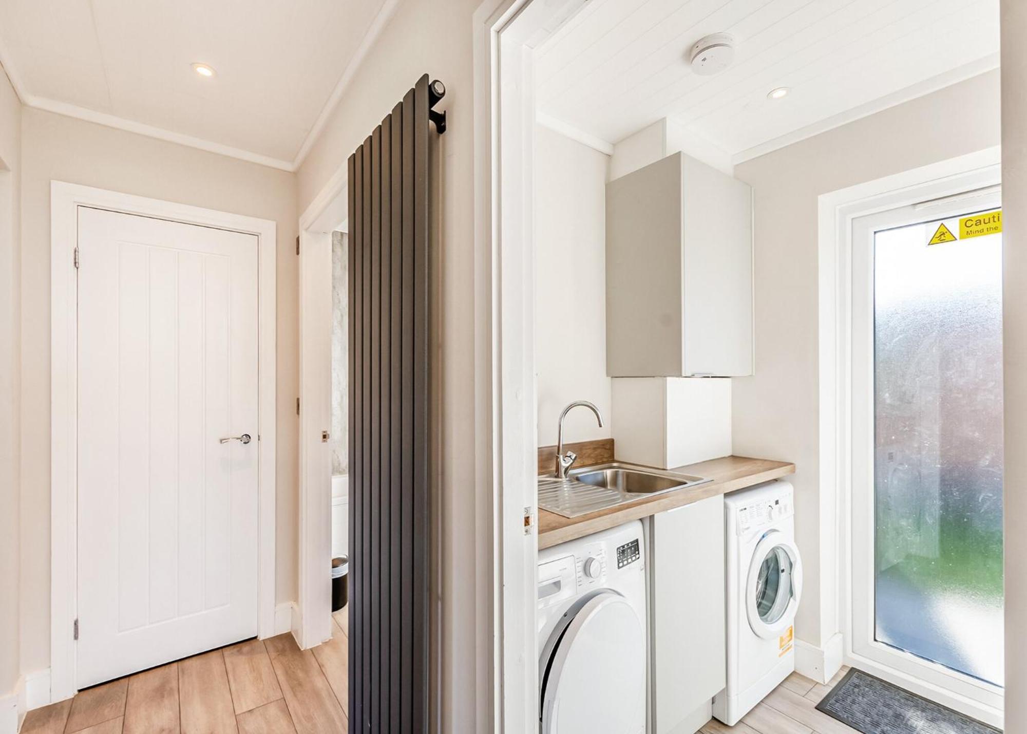 Waterside Hambleton Lakeside Lodges Poulton-le-Fylde Exteriör bild