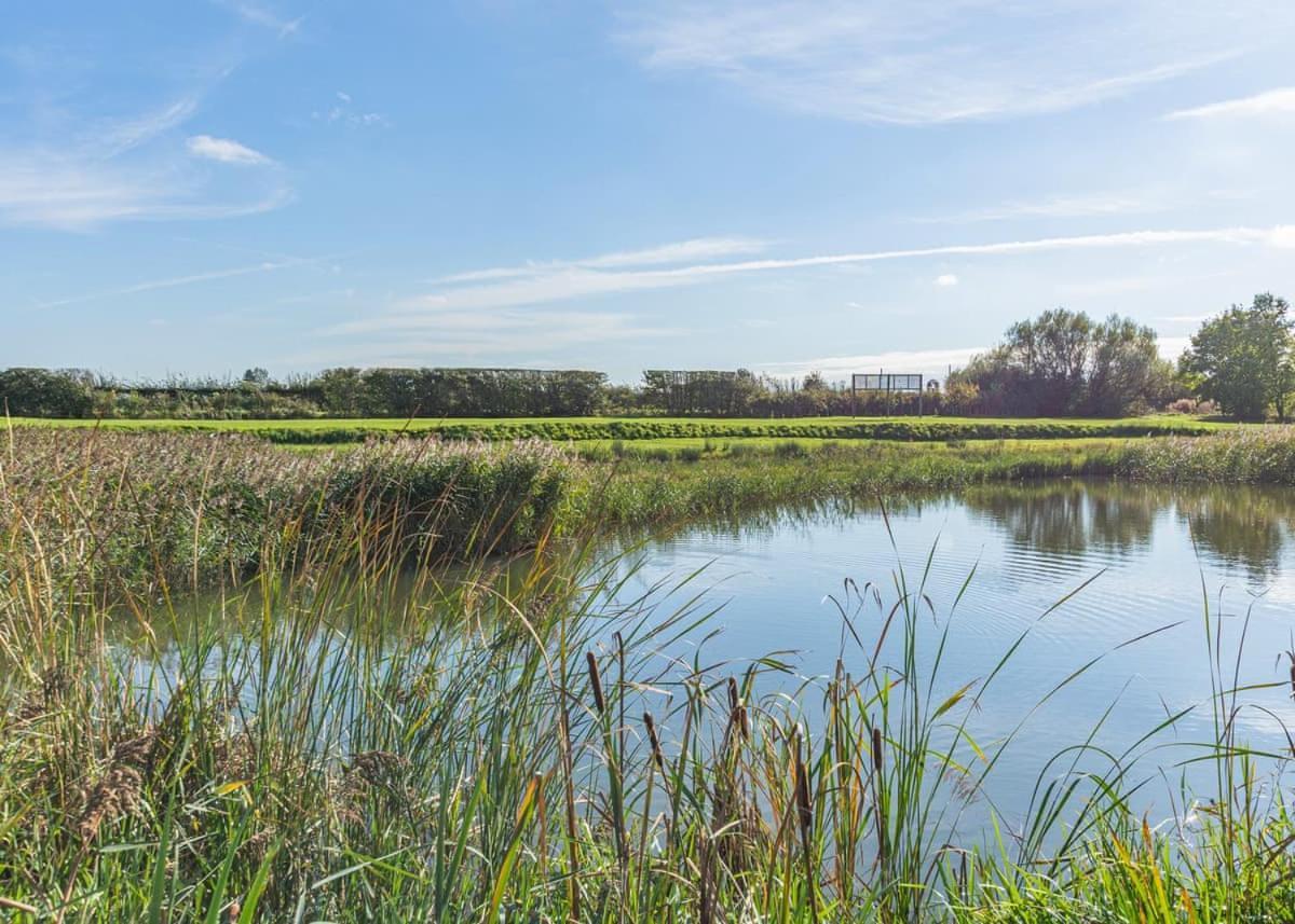 Waterside Hambleton Lakeside Lodges Poulton-le-Fylde Exteriör bild